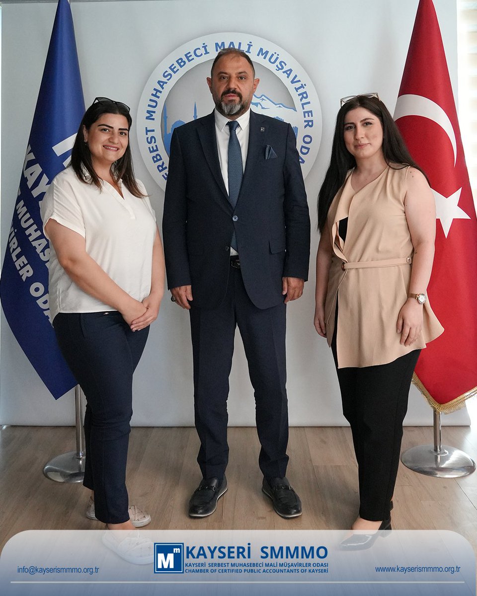 Sn. Kübra Ayata, Sn. Burcu Aktaş Kıdam, Yönetim Kurulu Başkanımız Sayın Adnan Uslular’a hayırlı olsun ziyaretinde bulundular. Nazik ziyaretleri ve samimi dilekleri için kendilerine teşekkür ederiz.