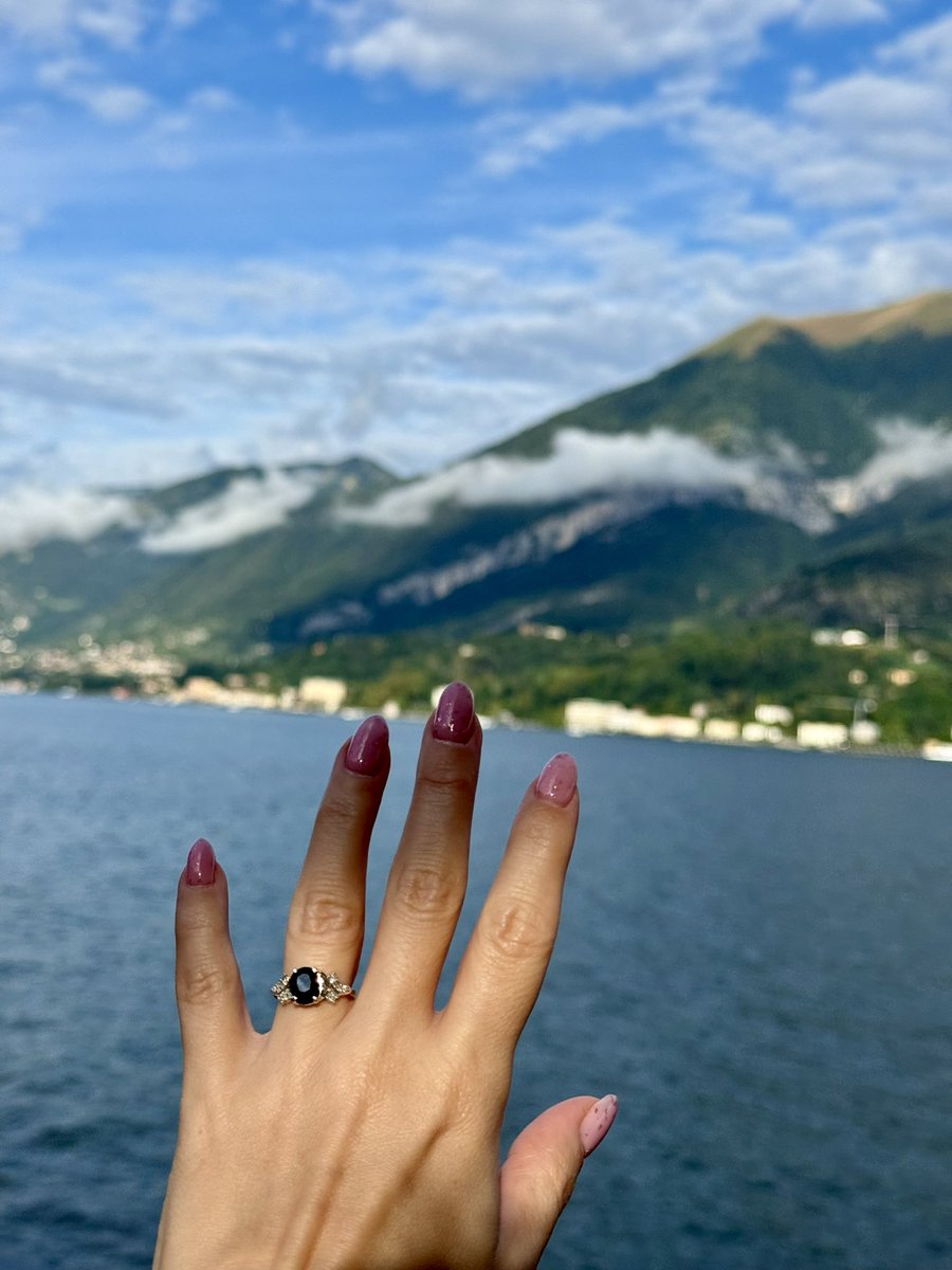 Kim Poti 🍓 tweet media