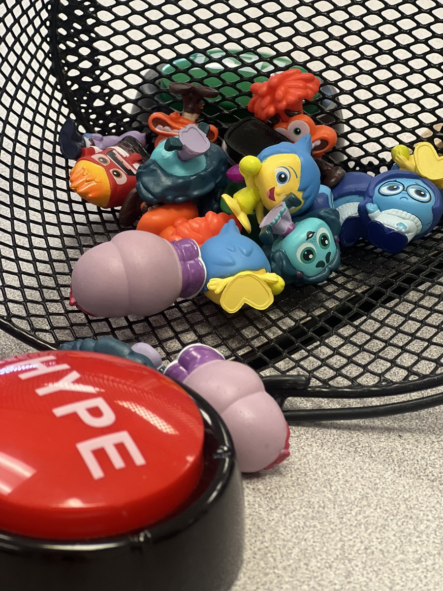 EmilyMartin225's tweet photo. Love, love, LOVE seeing educators build a game plan for kids built on high expectations for all kids, systematic data tracking, and explicit support with HQIM implementation. HUGE shoutout to this @IbervilleSchool! Can’t wait to see the kiddos #BuildReachSoar, @DES_ISTHEBEST! https://t.co/h32zJzjXtr