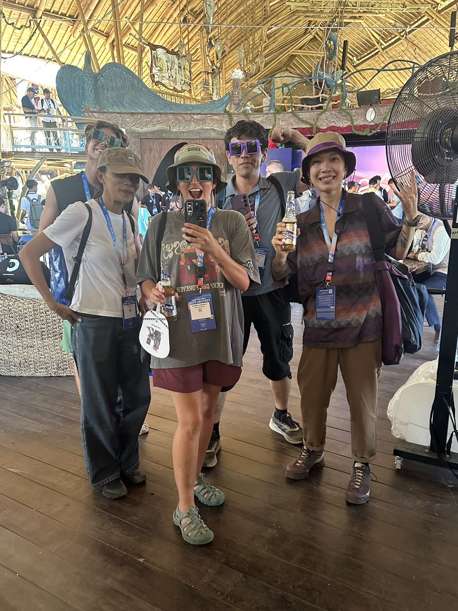 lomelinandrea's tweet image. ⌐◨-◨ vibes at @CoinfestAsia 
@0xYezh @siskyyyy @404criptomty @kittyvo_