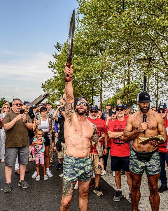 TurboVets’ Jason Redman, Navy SEAL &amp; Purple Heart recipient, conquered the NYC SEAL Swim 2025 🌊💪 — raising $50K+ for the @NavySEALFdn and inspiring us all. #Veterans #TurboVets

Read Press Release here: drive.google.com/file/d/1UZM7r5…