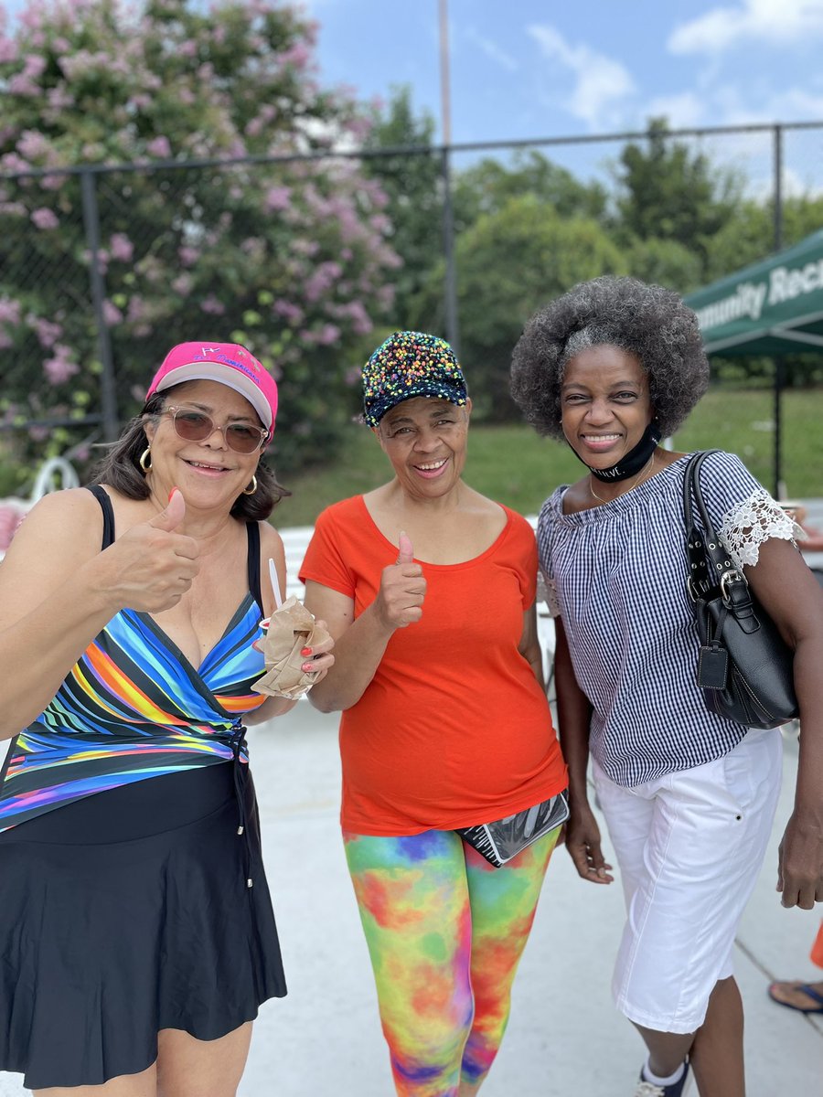 DACL_DC's tweet photo. 💜 Today on #NationalSeniorCitizensDay, we celebrate DC’s seniors, their wisdom, resilience, and impact on our city. Thank you for paving the way and inspiring us all. #AgeFriendlyDC #livingboldy 💙💚 https://t.co/JihctFhJbv