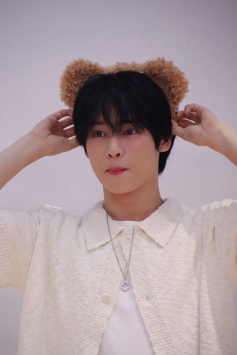 오늘도 가람❣️ (@_ond_karam) on Twitter photo 250821 라이징스타
인형이야? 사람이야? ฅ՞•ﻌ•՞ฅ
#어센트 #ASC2NT
#가람 #KARAM #カラム
#CONVERSION_PART2
#DONT_MOVE
<a href="/karam_7340/">가람 (カラム、karam)</a> 250821 라이징스타
인형이야? 사람이야? ฅ՞•ﻌ•՞ฅ
#어센트 #ASC2NT
#가람 #KARAM #カラム
#CONVERSION_PART2
#DONT_MOVE
<a href="/karam_7340/">가람 (カラム、karam)</a>