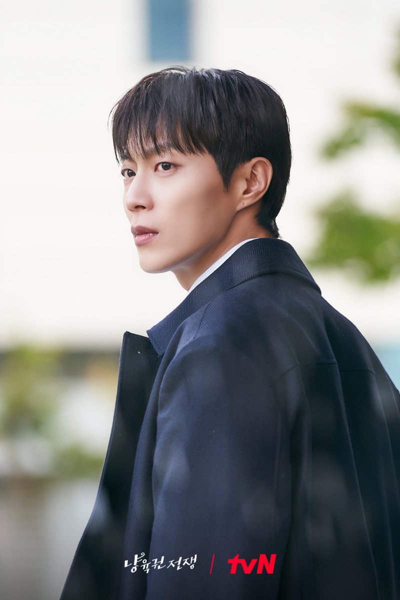 2025 현장포토
<냥육권 전쟁> 1화 비하인드 스틸 

🐱 (more) tvn.cjenm.com/ko/opening/pho…

#윤두준 #두준 #YOONDUJUN
#하이라이트 #HIGHLIGHT
#비스트 #BEAST
#냥육권전쟁 #김도영 #도영