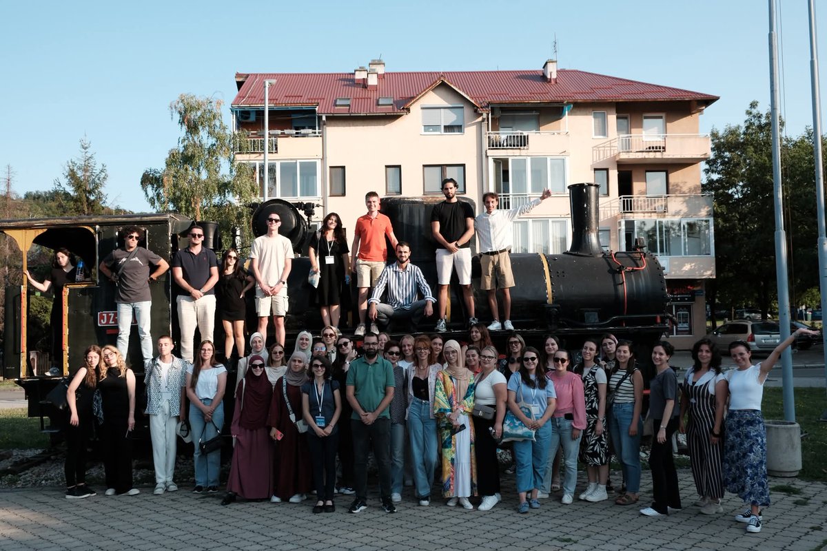BalkanDiskurs's tweet photo. At the two-week "State of Peace" Academy, organized by @eubih & @PCRCBiH, young people from ๐ง๐ฆ๐ท๐ธ๐ญ๐ท๐ฒ๐ช discussed how cross-border encounters can transform individuals and societies.
More at https://t.co/Wis3mpSQvT
#BalkanDiskurs #BDYouth #stateofpeace https://t.co/9NYVuK8uOk