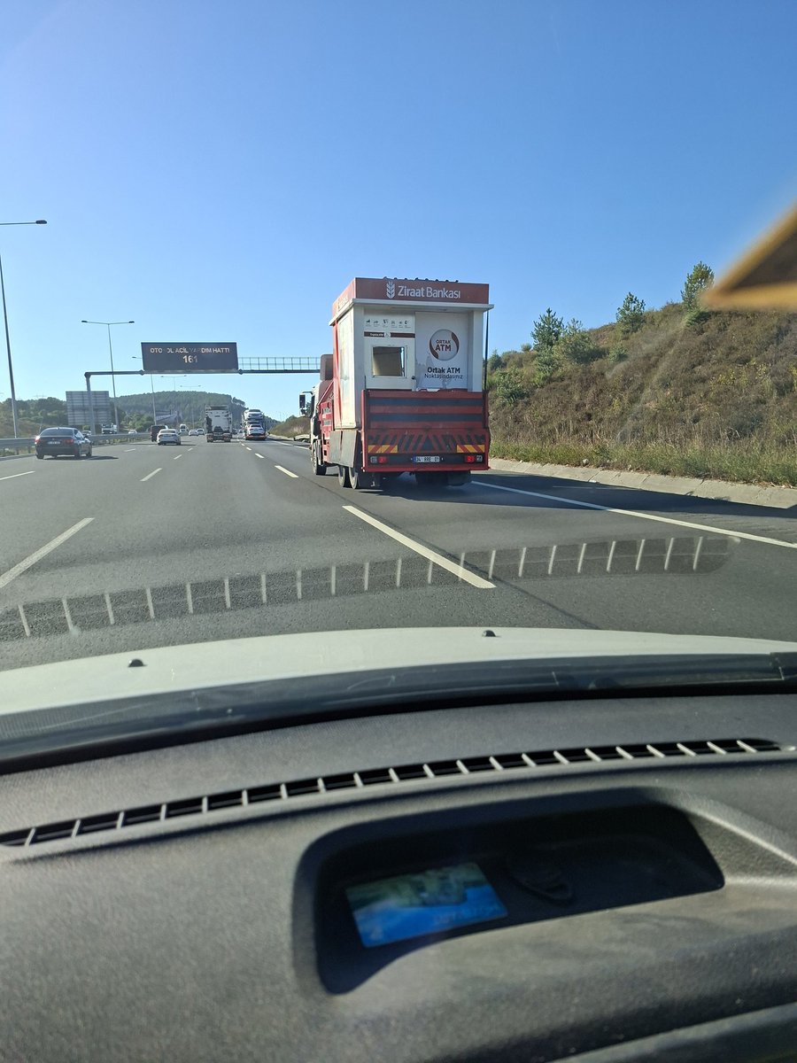 Bir durur musun para çekicem