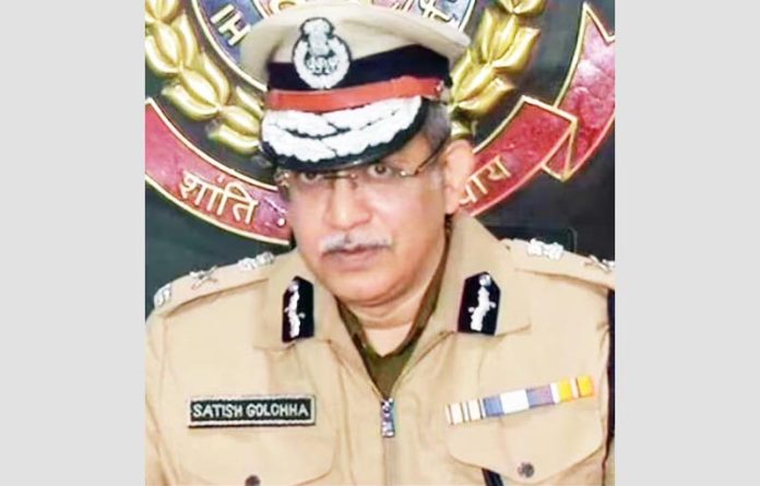 Delhi gets a new Police Commissioner! Satish Golcha, a 1992-batch IPS officer, takes charge. A seasoned veteran, Golcha is credited with dismantling a false narrative orchestrated by Pakistan's ISI in the 2009 Shopian case. Many more to his credit during his tenure in the