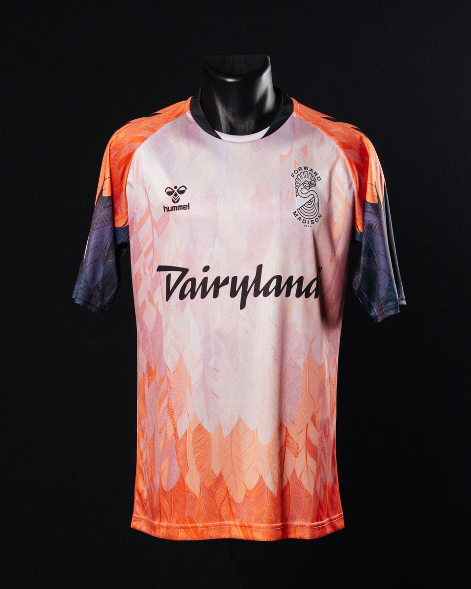 ForwardMSNFC's tweet photo. Introducing the Plume &amp; Pride Kit. Designed in collaboration with our supporters, @fwdflock, this kit pays homage to the bird that built us. 🦩 

$5 from each kit sold will go back to The Flock Soccer Foundation. Purchase yours here: https://t.co/7KujwCbxJz https://t.co/ZFAFP8ONqq