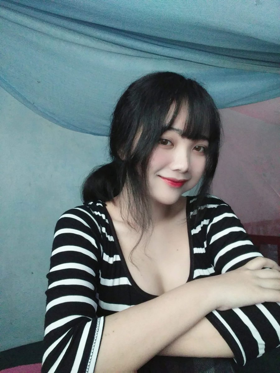 Thuha_19's tweet photo. Cã nhà iu ngủ ngon nhaaa 🥰😘 https://t.co/wzZ4hpawvx