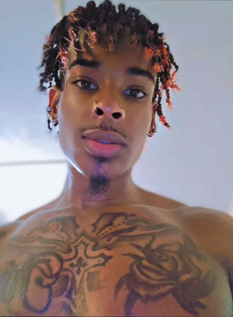 rellboy4u's tweet photo. Who’s ready to film some content with me and my friend? https://t.co/oHrlyh9E7O