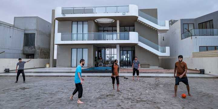 droxHQ's tweet photo. A day by the sea with @droxHQ. Building memories beyond the workplace🤝 https://t.co/VRsZBg6IKA