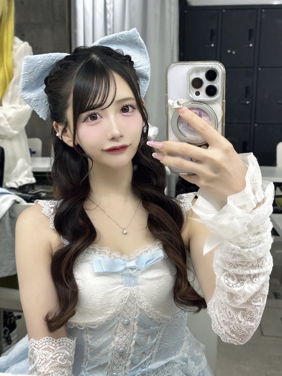 ⋆⭒˚.⋆𝜗𝜚💙
