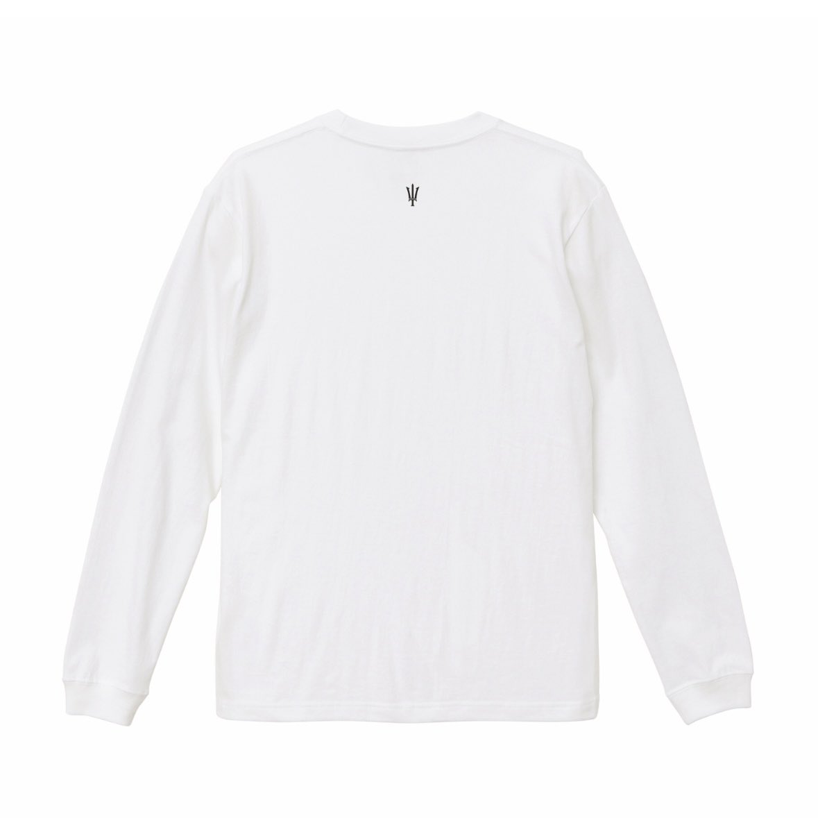 chapter 1

5.6オンス　ロングTシャツ
5,000円（税込）

WHITE×BLUE
WHITE×BLACK

サイズ展開は
XS.S.M.L.XL.XXL
サイズ詳細はDM又は
後のツイートにて