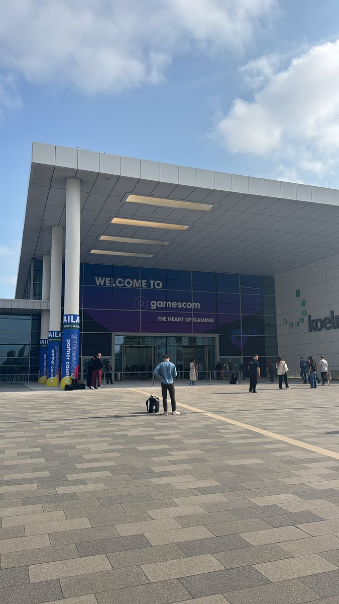 metahorseunity's tweet image. Metahorse Unity Team at Gamescom 2025! 🎮✨
We’re here at the world’s biggest gaming stage — @gamescom 2025 🌍
Our team is meeting amazing new partners, building connections, and most importantly, sharing the first playable versions of our game with the community🕹️
Exciting…