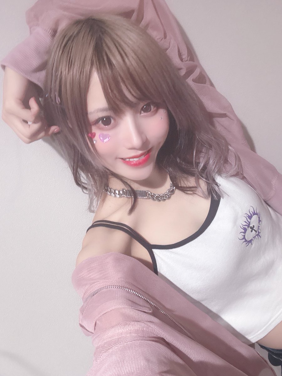 完全無料イベントありがとうございました❣️
30分あっという間！くらっぱーだいすき！
久々の人たちにも会えて嬉しいね！
素敵なイベントに呼んでいただきありがとうございました！✨
あ、そういえば髪の毛切りました_(:3 」∠)_♡
さ、東京向かうぞ〜！！！！！！

#ディスコネ