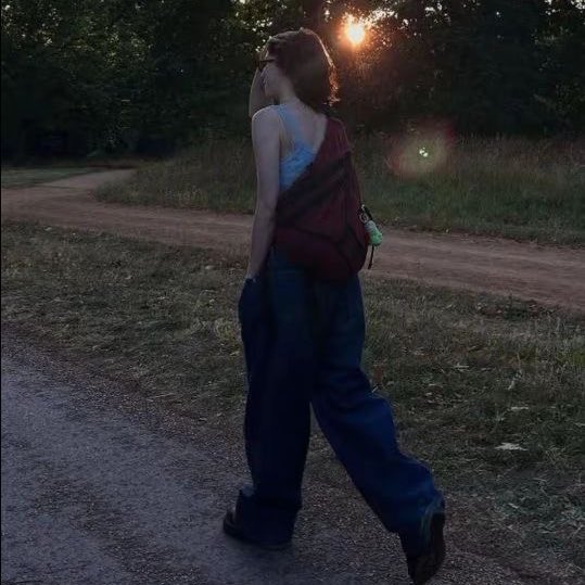 pinkshadid's tweet image. ₊˚.⋆ emma myers as your girlfriend! ₊˚.
    
               ⋆ ୨-  a thread  -୧⋆