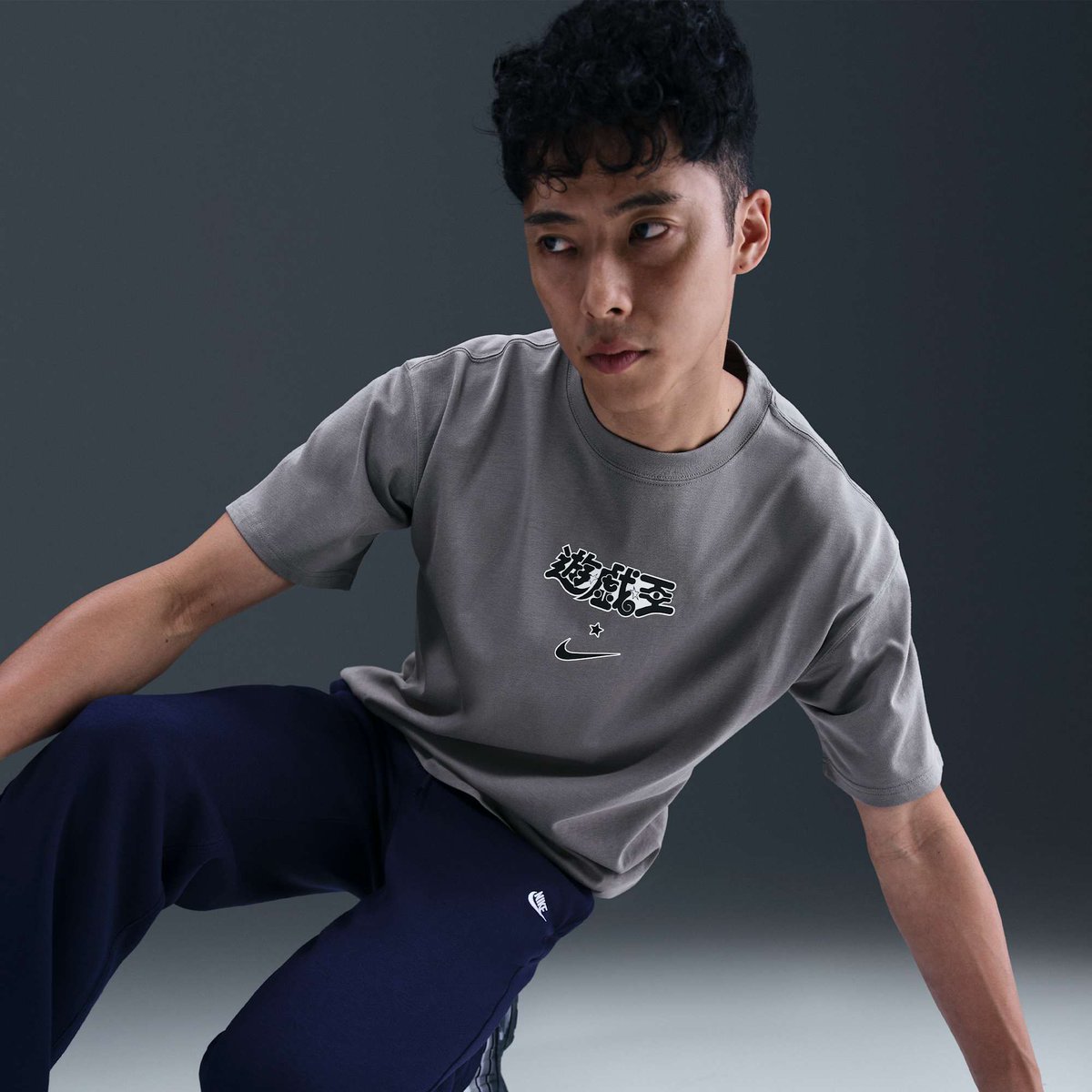 KicksFinder's tweet image. OFFICIAL IMAGES: Yu-Gi-Oh x Nike Solo Swoosh Tee QS &quot;Grey&quot;

🗓️ September 12th, 2025
📝 IO7985-029 (MENS)
💰 $35 USD
💵COP OR 🚮DROP?