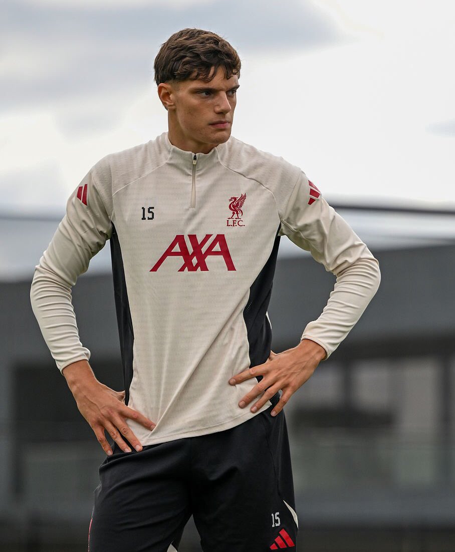 ℒ' (@loulylfc) on Twitter photo 