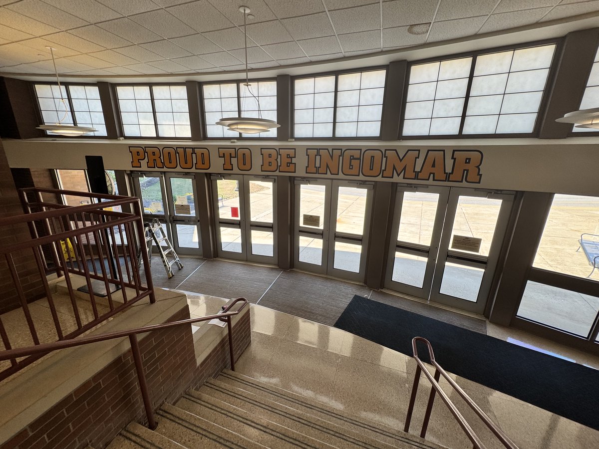 SparkSigns's tweet image. Thanks to North Allegheny Ingomar Middle School for having us install vinyl graphics throughout the school! A great way to bring spirit &amp;amp; energy to the space. Best of luck this year!

👉 sparksigns.com

#spark #sparksigns #vinylgraphics #schoolsignage #NorthAllegheny