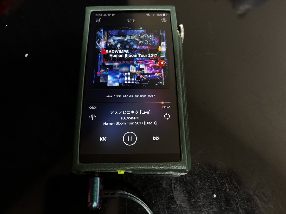 Yv0kviB9's tweet photo. #夜オデ #iBasso #DX260 #UM #minimest
今日の夜オデ♪♪
家帰って来てずっとRADのライブ音源リピート♪♪
DX260の音をまだ耳に記録出来てなくてSOUNDTIGERをフライングで使うとSR35を一年使った後🐯さん聴いた時の感動を感じられない。
ずっと聴いてるからこそ音の変化って面白いんだね😊🎶 https://t.co/Pc4vyfy7ix