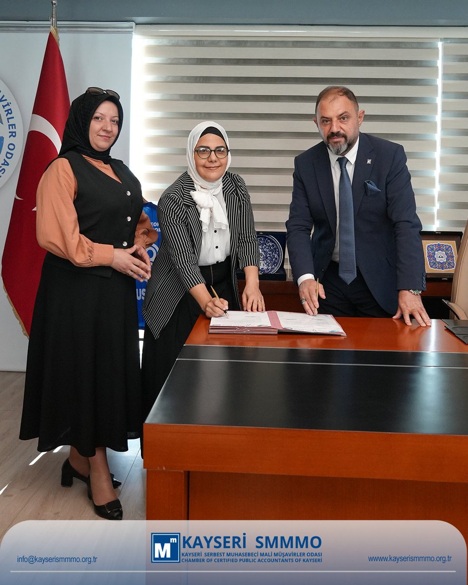 Sn. Sibel Şen, Sn. Sibel Canpolat ,Yönetim
Kurulu Başkanımız Sn. Adnan Uslular’a hayırlı olsun
ziyaretinde bulundular. Ziyaret kapsamında odamız ile
Genç Sultan Koleji arasında özel indirim protokolü
imzalanmıştır. kendilerine teşekkür ediyoruz.