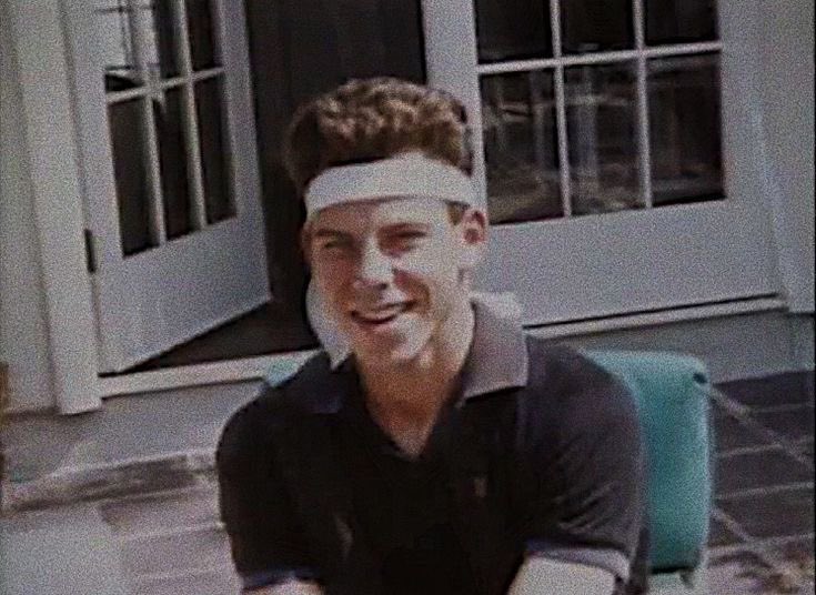 erik menendez has walked a long road with grace, purpose, and integrity. he has turned past shadows into light for others. 

wishing him all the luck in the world today, as he continues to fight for his well-earned freedom ♡ 

#justiceforerikandlyle