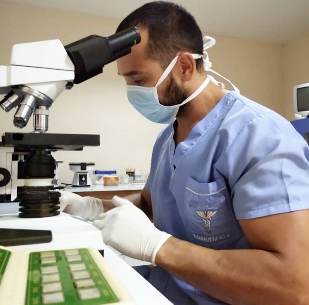 El dia de hoy #LosCaballerosDeEmaGF queremos saber, si tuvieras la oportunidad que consejo le darias a tu yo de chico?

Yo: " No tengas miedo de ser diferente, teme ser igual que los demás." 

Sumate y dinos tu que le dirias?
#EmanuelGainFollowers📍