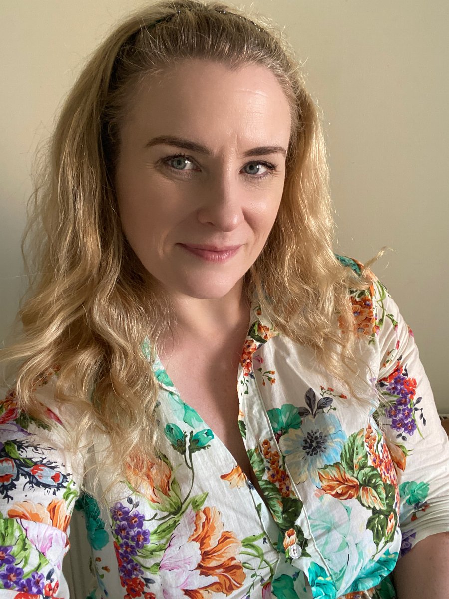CatrinaSoprano's tweet image. I’ve had a busy few days catching up on admin and getting ready for the back to school rush! 

There’s always some time to enjoy the sunshine though… 

What are you doing with your last few days of the summer holidays? 

#soprano #musiceducator #voicecoach #singingteacher