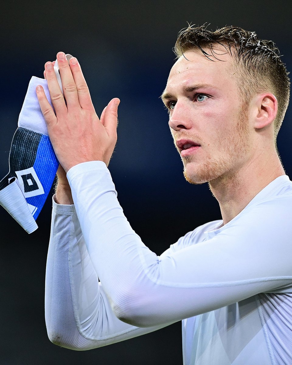 HSV's tweet photo. Mach's gut, Bascho! 🫶🥹
Kapitän, Teamplayer, Vorbild: Sebastian #Schonlau verlässt nach vier Jahren den HSV und wird zukünftig in der nordamerikanischen Profiliga MLS bei den Vancouver Whitecaps auflaufen. 🔄
Danke, Bascho – für vier Jahre voller Leidenschaft, Hingabe und Herzblut mit der Raute auf der Brust! Wir wünschen dir bei deiner neuen Aufgabe viel Erfolg! 🤝🔷
Alle Infos und Zitate 👉 https://t.co/hhn6F89zL3
#nurderHSV