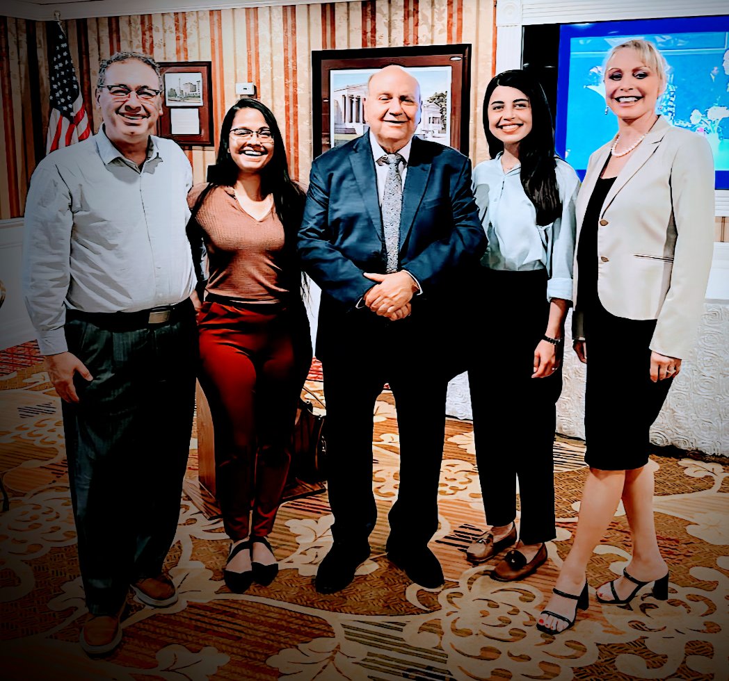 ShivanaRamsingh's tweet photo. #UBAnesthesia
"Anesthesiology Visiting Professor City-Wide Grand Rounds" Featuring Edmond Cohen, MD, F.A.S.A.
Director of Thoracic Anesthesia
Icahn School of Medicine at Mount Sinai
"Recent Advances in Thoracic Anesthesia: Current Practices and Future Directions"
BB vs DLT? https://t.co/Cqbbaxy6cJ