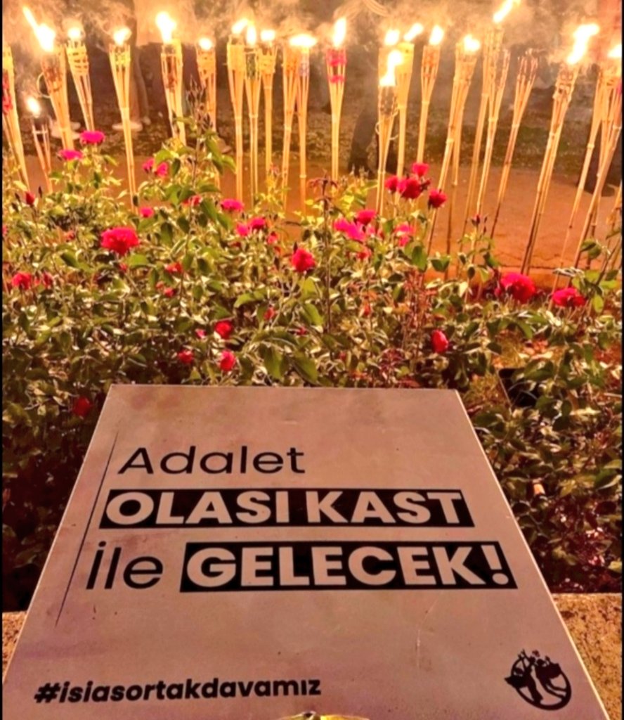 sanem_mavi07's tweet photo. 927 gün...‼️
Şampiyon melekler 
ve Rehberlerimiz 
İçin OLASI KAST ile 
ADALET istiyoruz ...

#İsiasadaletnöbeti
#İsiasortakdavamız
#isiasolasıkast
#İsiashesapverecek
#RehberleriçinAdalet
#DepremiUnutmaUnutturma https://t.co/zSv85Fauo5