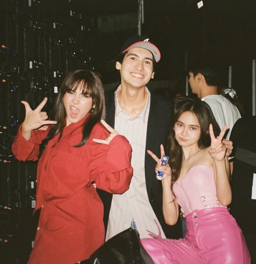 SophiaLaur5778's tweet photo. The three A is here!!!
#atasha x #Andres x #ashtine https://t.co/Ro9m8MojkD