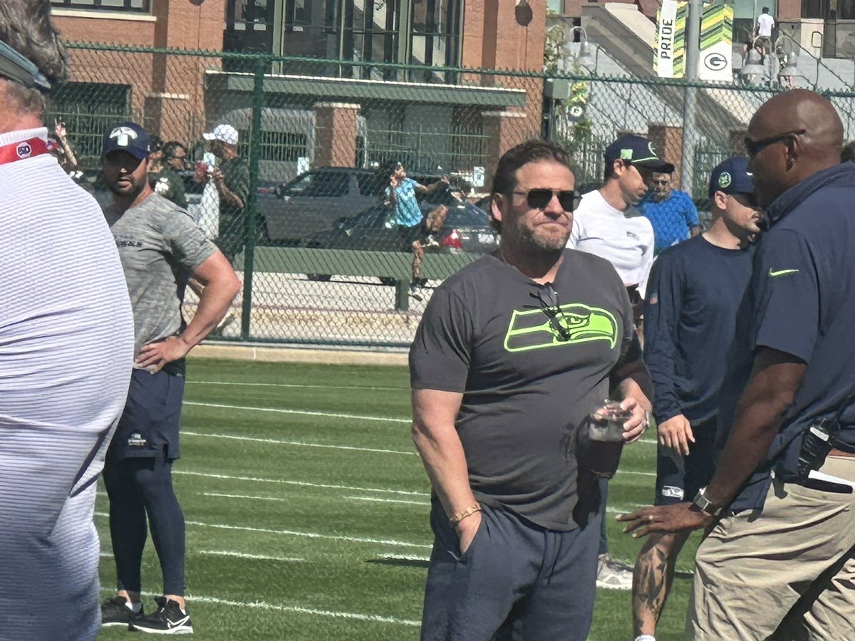 John Schneider - Now Or Never (Used Vinyl LP) - Mad World Records, image size:1200x900