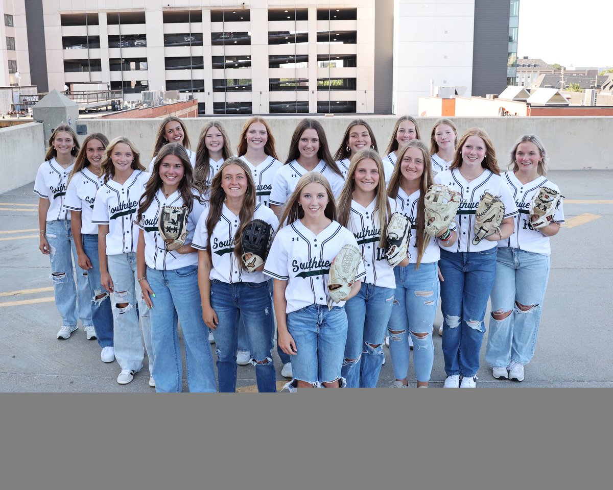 Good luck to <a href="/Ashley_Jucht2/">Ashley Jucht</a> and the <a href="/LSW_Softball/">LSW Softball</a> Silverhawks tonight in Norfolk!  First pitch at 5pm. #HawksOnTop