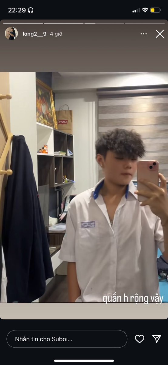 lwnl_hnatanh's tweet photo. ai có clip thg này t xin voii https://t.co/ktn2KbIXVY