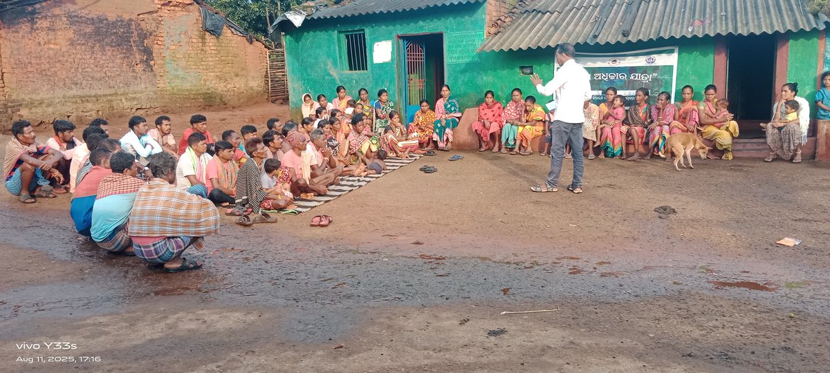 #JJMରାୟଗଡା ଜିଲ୍ଲା ଲୋକ ସଂଗଠନ ତରଫରୁ ବିଭିନ୍ନ ଗ୍ରାମରେ ଆମ ଅଧିକାର ଯାତ୍ରା ମାଧ୍ୟମରେ ଗ୍ରାମର ସମସ୍ୟା  ଚିହ୍ନଟ ଏବଂ ଦ୍ୱିତୀୟ ଫସଲ କରିବା ନେଇ"ପଡିଆ ରୁ ବଡ଼ିଆ,,ଅଭିଯାନ ମାଧ୍ୟମରେ ଚାଷୀ ମାନଙ୍କ ସହ ଆଲୋଚନା  କରାଯାଉଛି। <a href="/OSM91165819/">Odisha Shramajeebee Mancha</a> <a href="/MSMO40845837/">Mahila Shramajeebee Mancha, Odisha</a> <a href="/Atmashakti3/">Atmashakti Trust</a>

 #AgricultureLife #SecondCrop #Farmers #LSDG