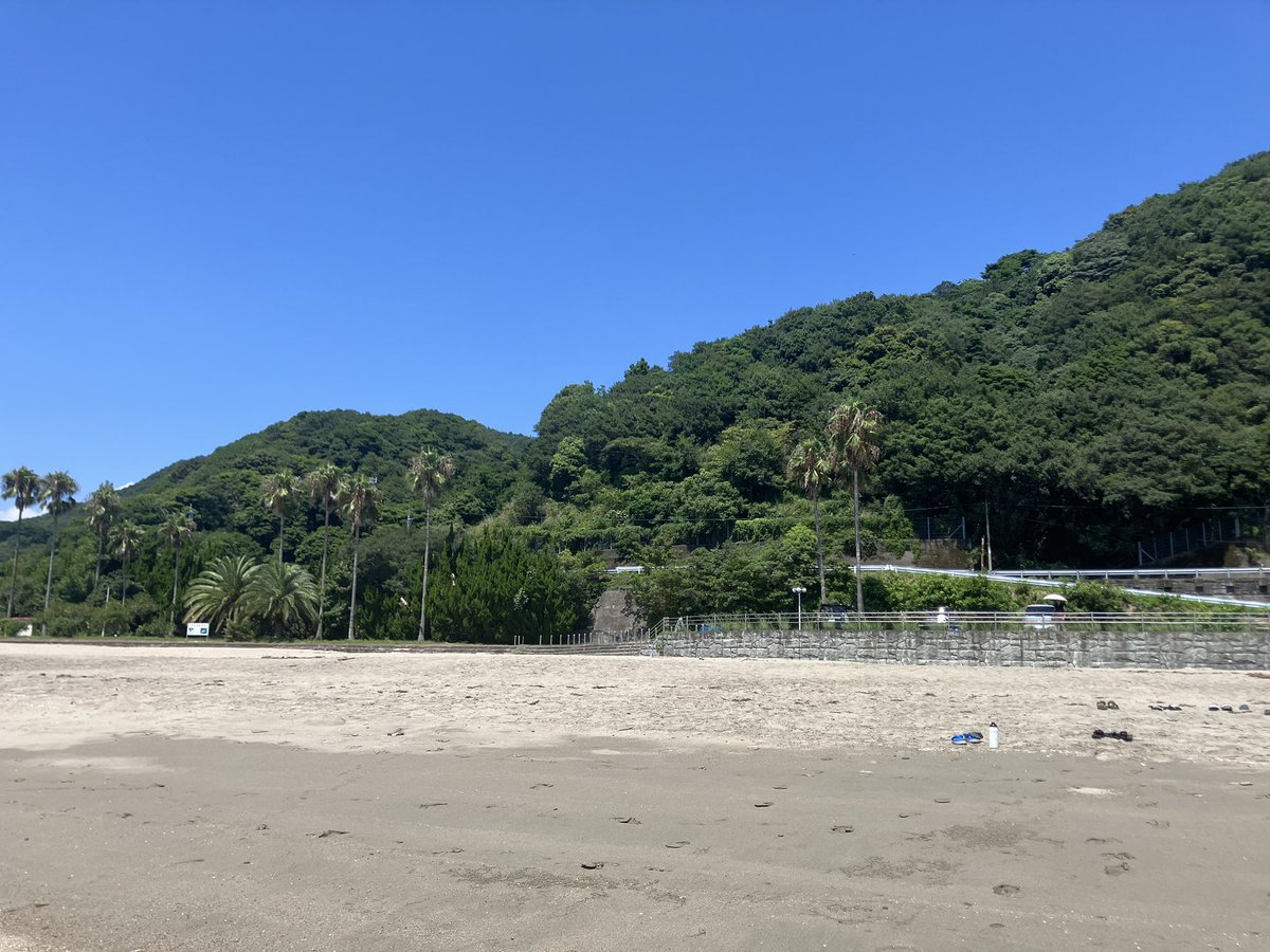 masato_puni's tweet photo. やっと休みが取れた…19日20日と  徳島まで  キャンプ🏕行ってきました  海洋自然博物館  マリンジャム🚢海底の🪸魚🐟達  近くで観れて良かった  海水浴🌊楽しんでる子供達の笑顔に癒されて  また仕事頑張れそうです💪 https://t.co/KkGOg4ntU4