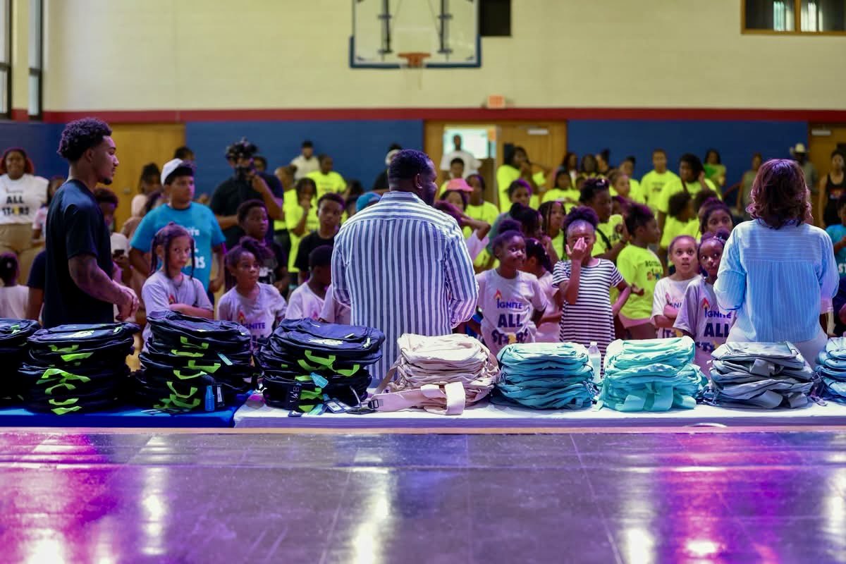 TheFlyestBranch's tweet image. Brian Branch has partnered again with #WIACC in Detroit for their annual Back to School Backpack giveaway!  #WordinAction #ItTakesAVillage #DetroitLions 
#We❤️Community