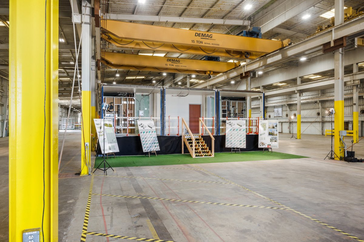 FSModular's tweet image. Michael Ferraro, our VP of Design for Manufacturing, revealed @calpoly's first modular student housing prototypes at our Carson facility. 🔨
With 10+ years in modular design & DfMA, he’s shaping the future of faster, smarter building.
#FullStackModular #ModularConstruction
