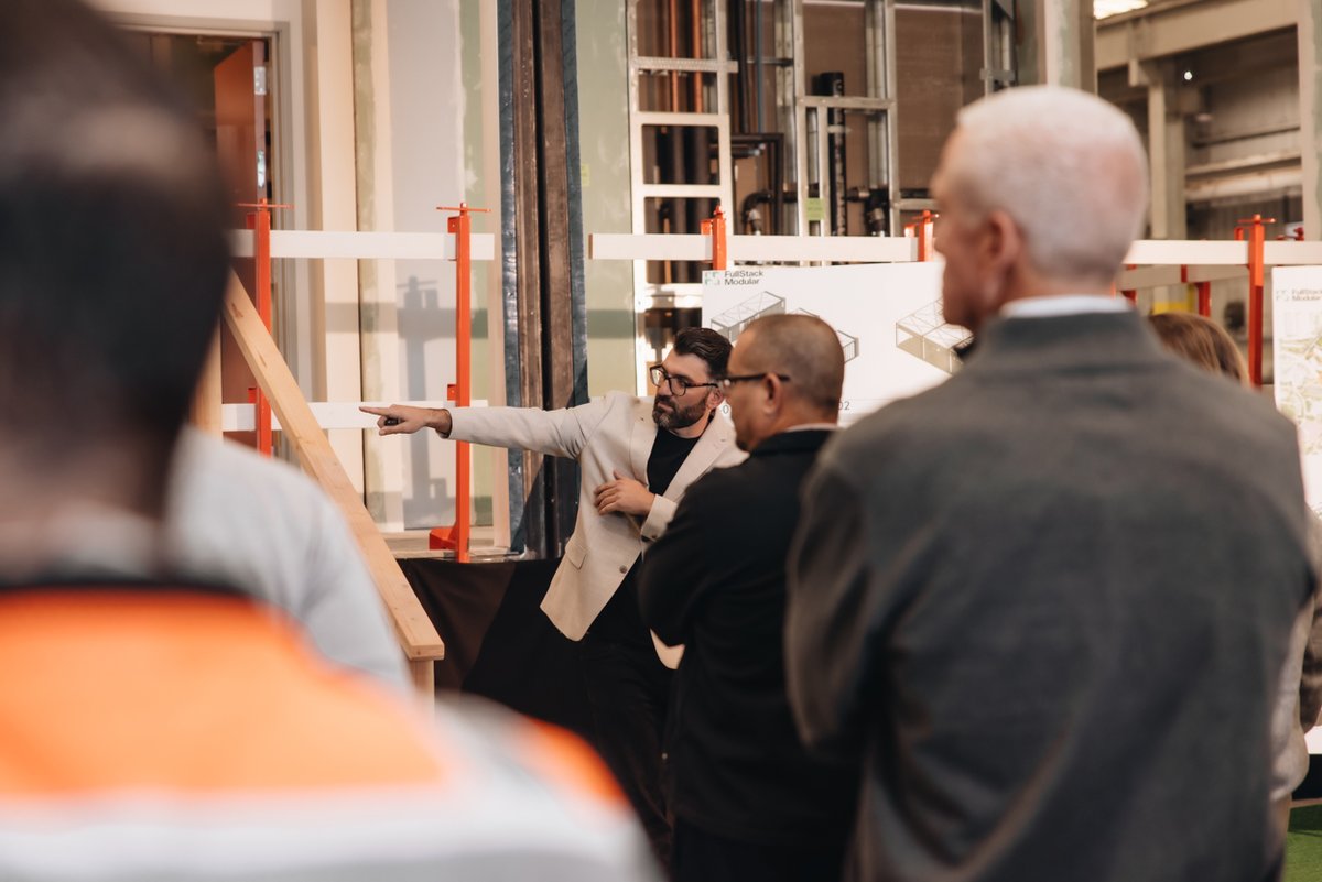 FSModular's tweet image. Michael Ferraro, our VP of Design for Manufacturing, revealed @calpoly's first modular student housing prototypes at our Carson facility. 🔨
With 10+ years in modular design & DfMA, he’s shaping the future of faster, smarter building.
#FullStackModular #ModularConstruction