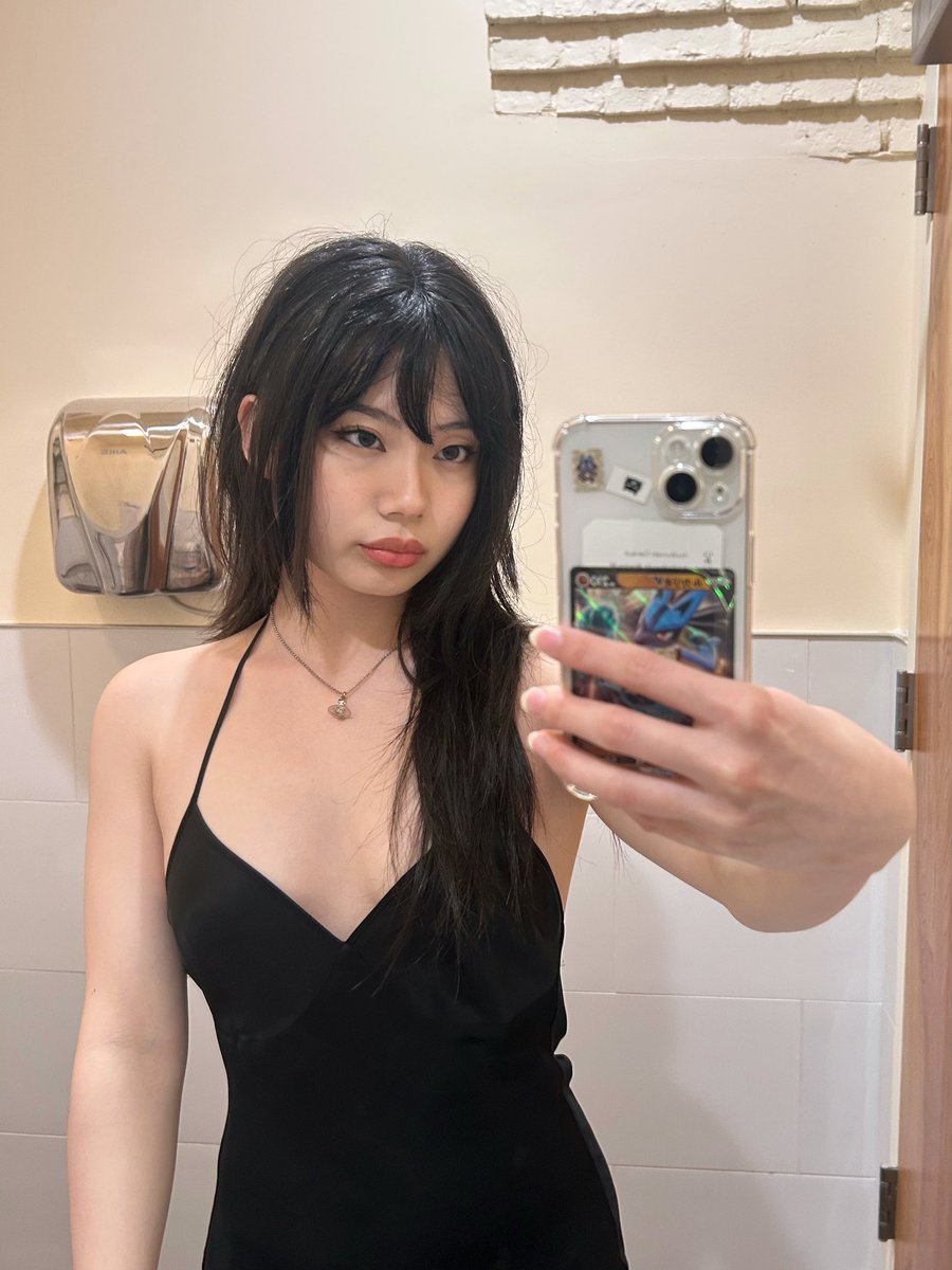 elainedmin's tweet image. Attack on titan orchestra :3