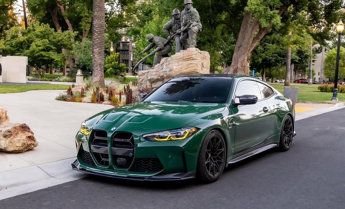 Car Pxrn tweet media