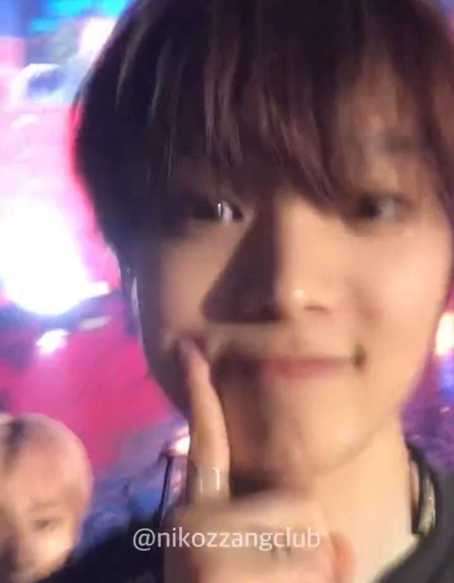 멈 (@mmttojj) on Twitter photo 