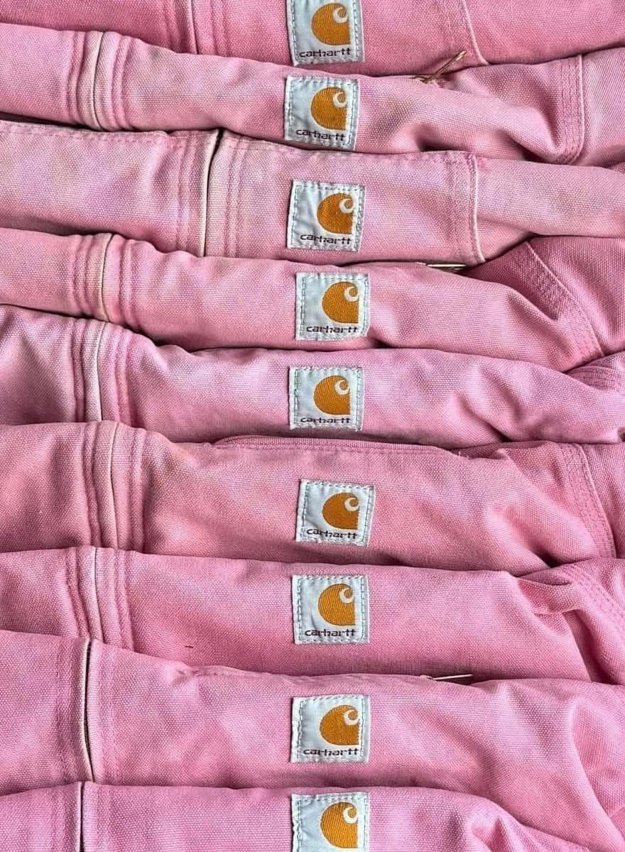 layxsnv's tweet photo. I still haven’t got my hands on a Pink Carhartt🥹 https://t.co/eVOtZaGPOV