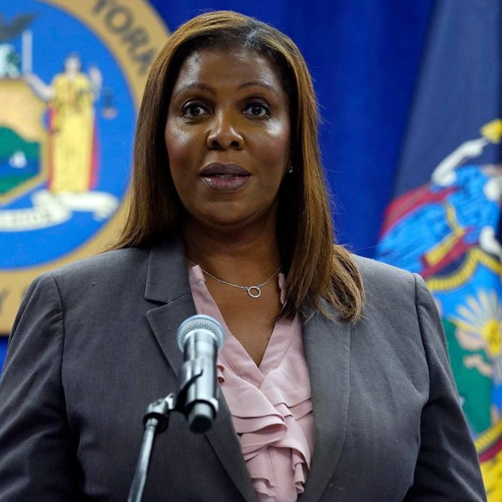 PatriotInSF's tweet photo. 🚨 BREAKING - President Trump’s $464 million New York civil fraud penalty HAS BEEN TOSSED OUT by an appeals court.

He just defeated AG Letitia James. 🔥

Cue the Liberal meltdown!! 
😫😭😭😂🤣😂🤣😂🤣
@TheDemocrats https://t.co/RrrY3kW7JK