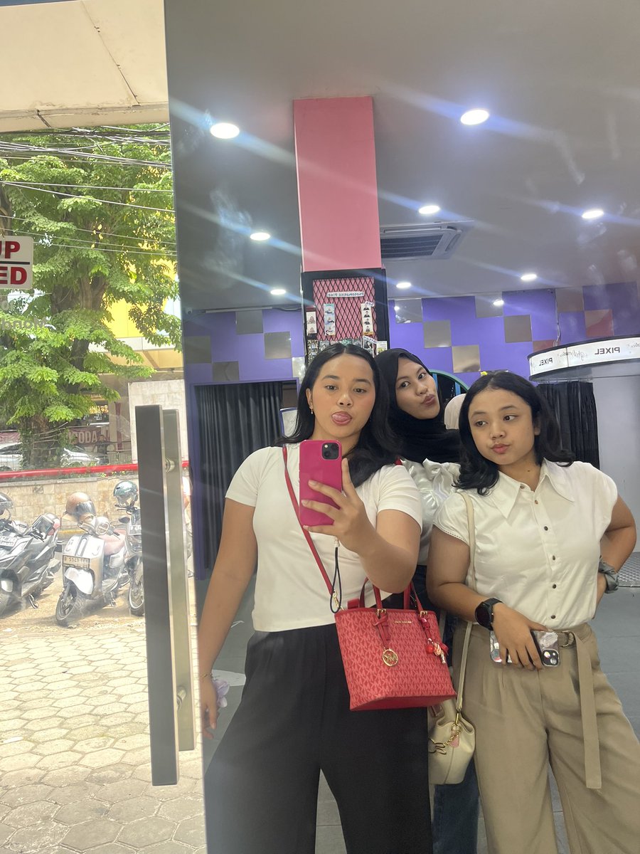 𝑩𝒖𝒏𝒈𝒂 🦖 tweet media