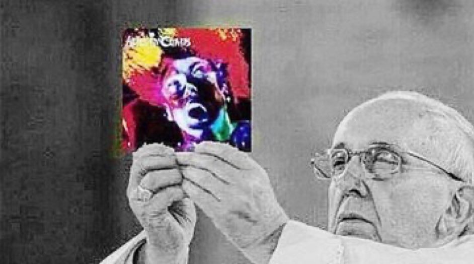 35 years ago today we were blessed with this masterpiece <a href="/AliceInChains/">Alice in Chains</a>