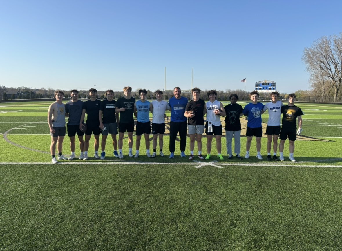 BenjiKamrath's tweet photo. Best of luck to all of the QBs that I had the privilege to work with these last several months! Looking forward to following your seasons and watching you all compete this fall! There is nothing better than playing under the Friday Night Lights! Enjoy every moment with your team! https://t.co/8StVOwjZ2W