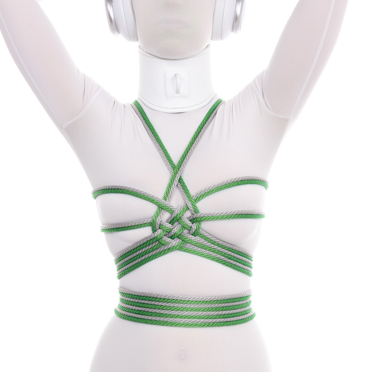 This attractive harness was created by the inimitable Kaysea!  It features ropes that radiate from the center of the chest like sunbeams or magnetic lines.  Perhaps it invokes the idea of Chakras...

Enjoy!

theduchy.com/anahata-harnes…