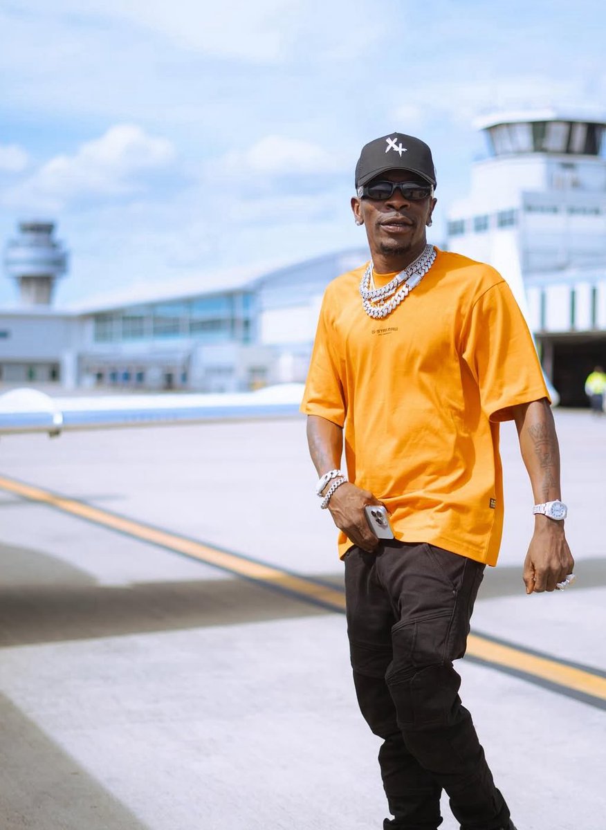 EOCO PLEASE RELEASE OUR DANCEHALL KING FOR US WE BEG YOU WAAAAA🙏🏾🙏🏾🙏🏾 #freeshattawale